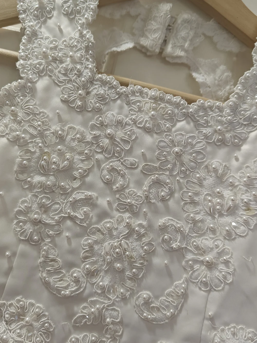 QDavid's Bridal White Floral Lace Flower Girl Dress 4 - Picture 2 of 11
